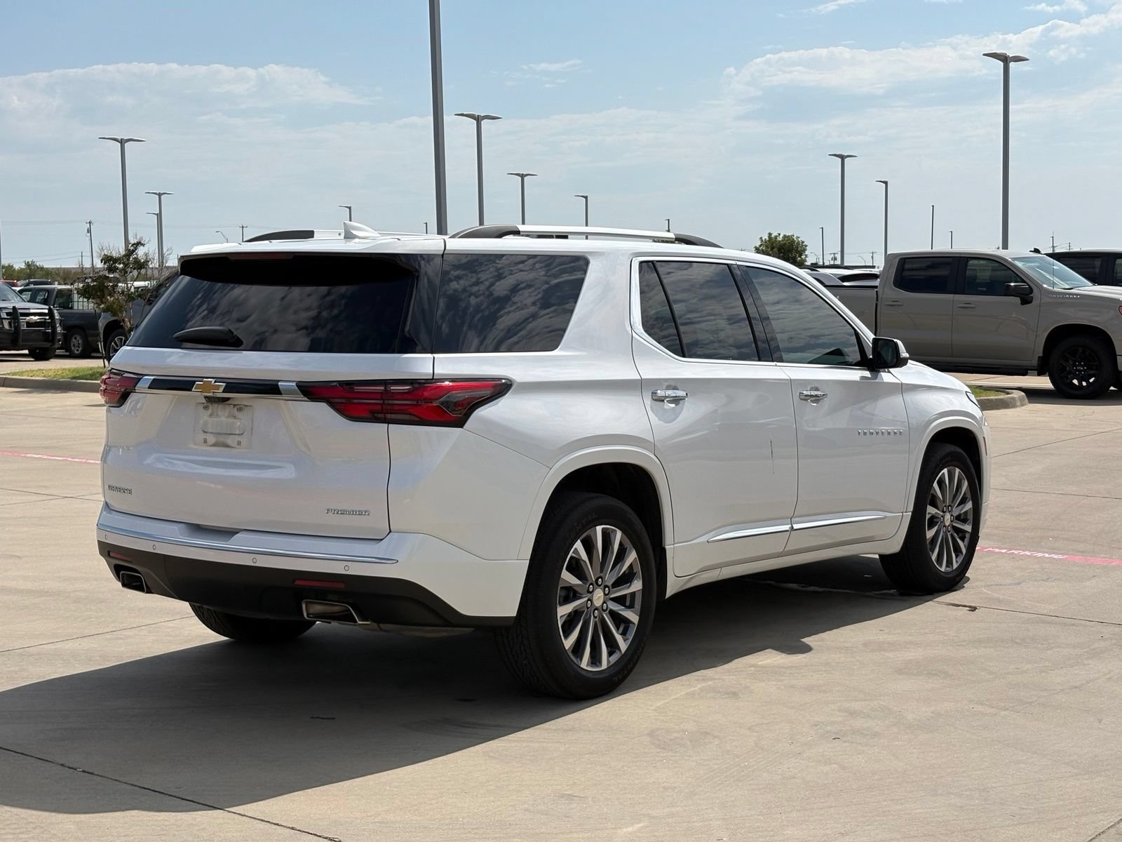 Certified 2023 Chevrolet Traverse Premier FWD image 7