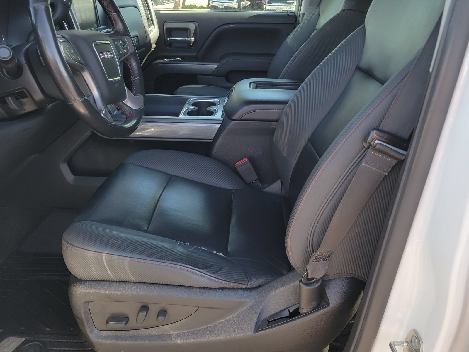 Used 2018 GMC Sierra 1500 SLT AWD/4WD image 6