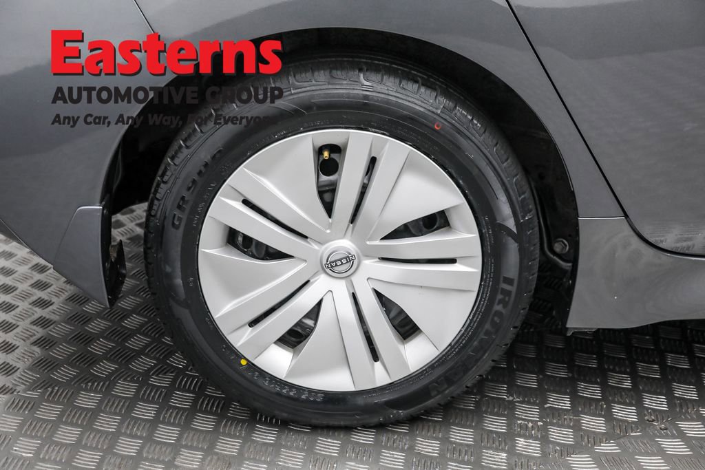 Used 2023 Nissan Leaf S image 29