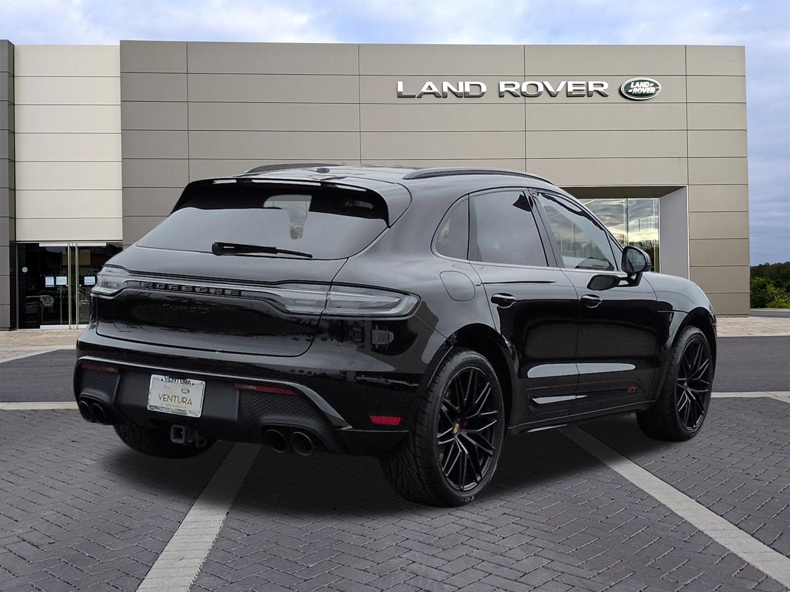 Used 2023 Porsche Macan GTS AWD/4WD image 5
