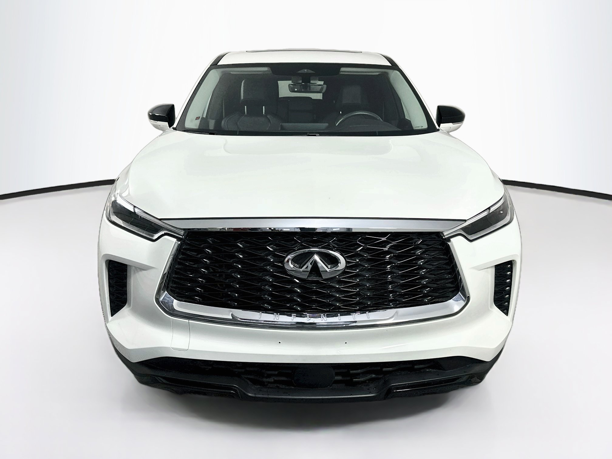 Used 2024 INFINITI QX60 Pure FWD image 2