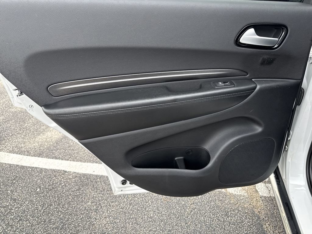 Used 2023 Dodge Durango SXT image 24