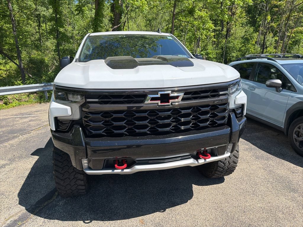 Used 2022 Chevrolet Silverado 1500 ZR2 w/ Technology Package AWD/4WD image 7