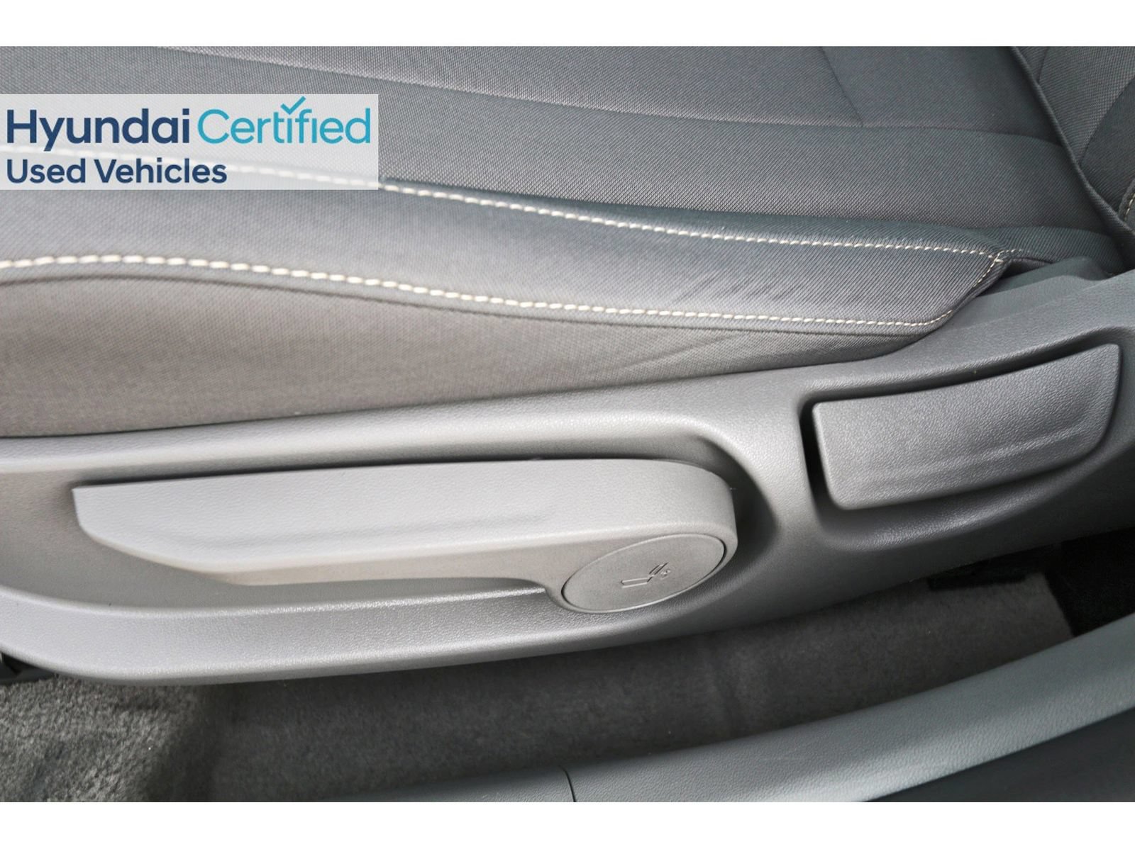 Certified 2026 Hyundai Elantra Sport w/ Cargo Package FWD image 30