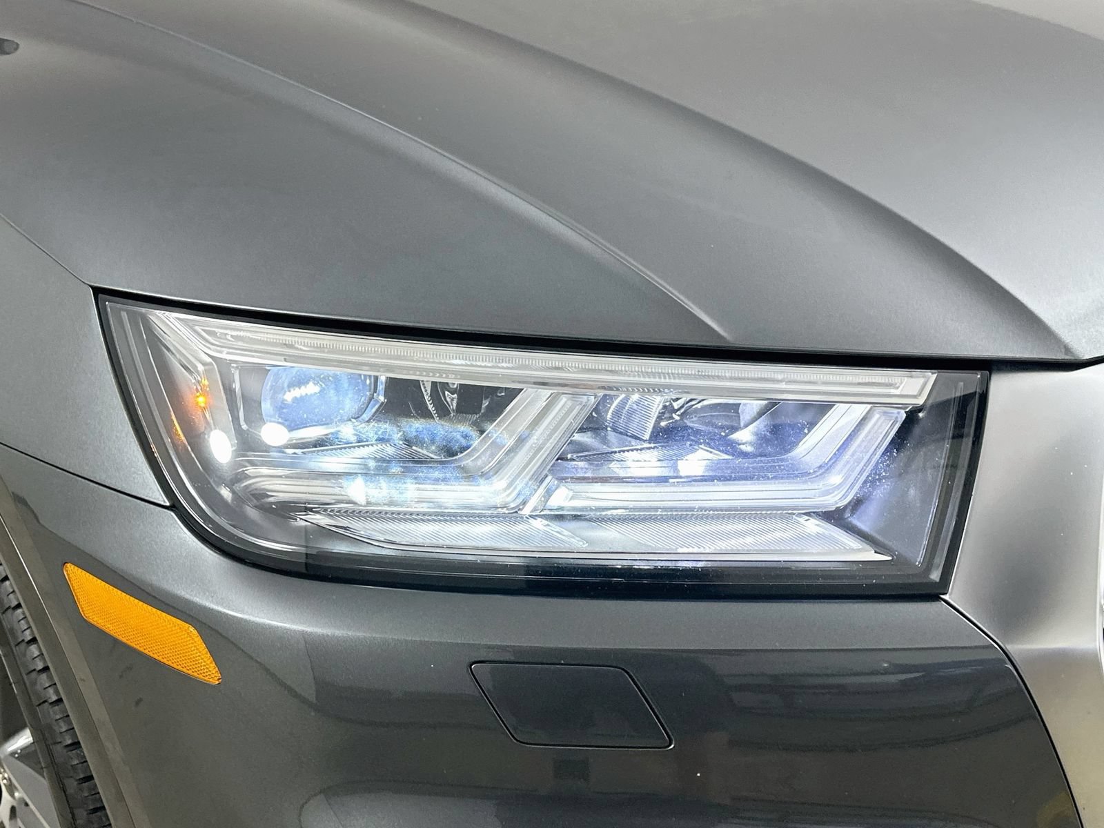 Used 2018 Audi SQ5 Prestige w/ Prestige Package AWD/4WD image 9