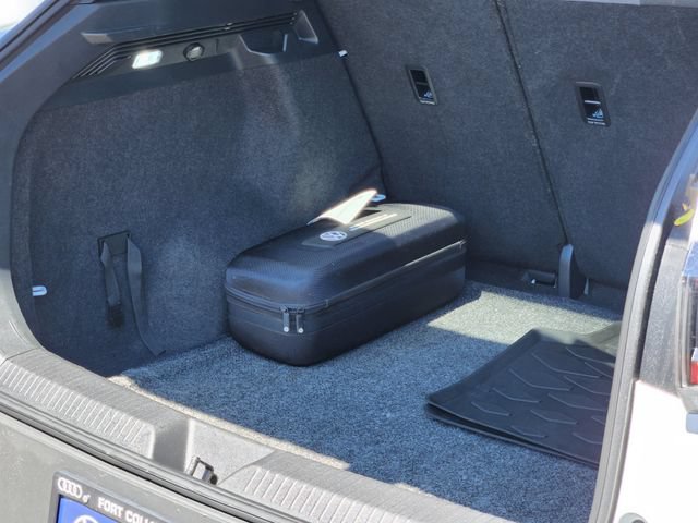 Certified 2022 Volkswagen ID.4 Pro AWD/4WD image 30