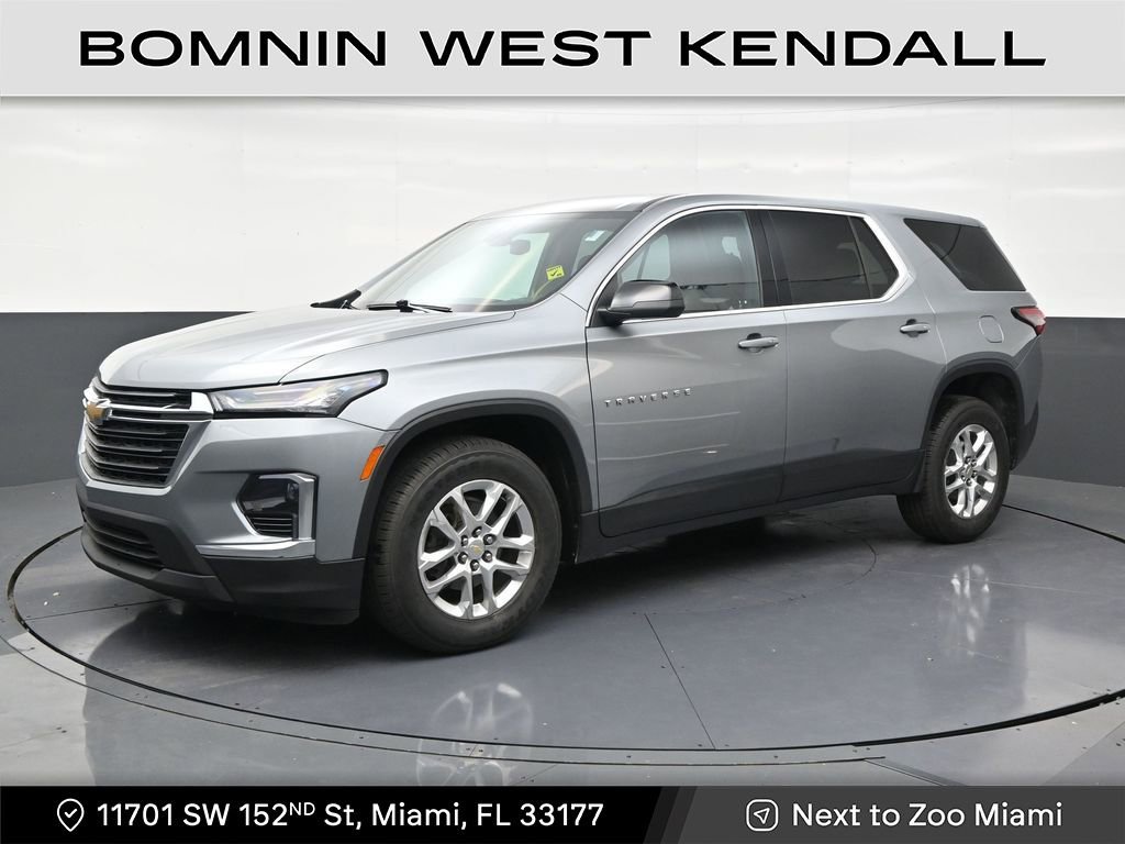 Used 2023 Chevrolet Traverse LS