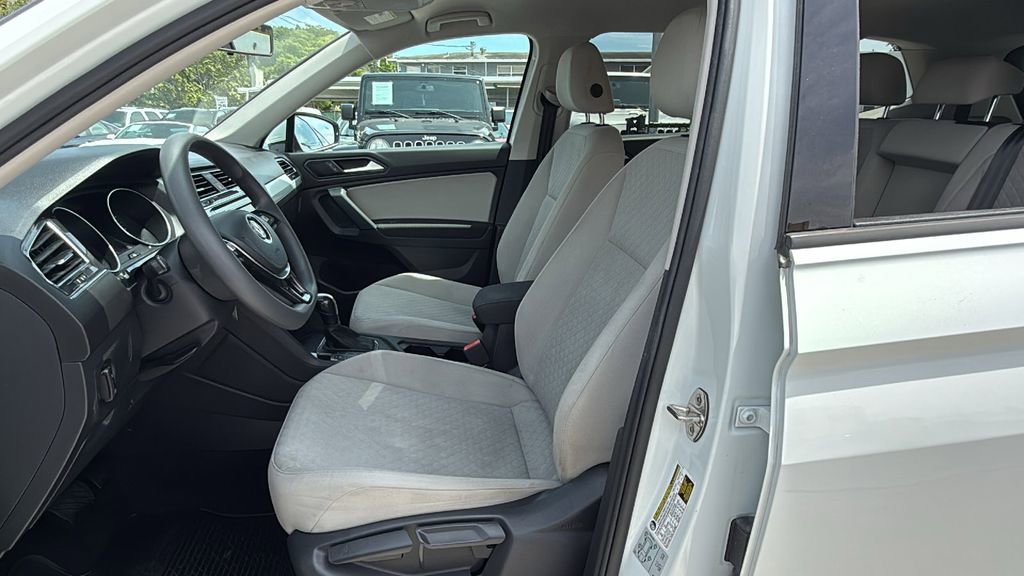 Used 2019 Volkswagen Tiguan S FWD image 23
