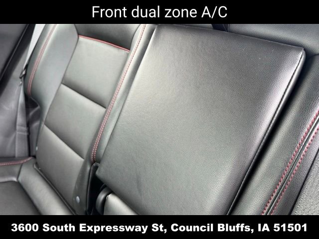 Used 2023 Chevrolet Equinox RS w/ RS Leather Package AWD/4WD image 17