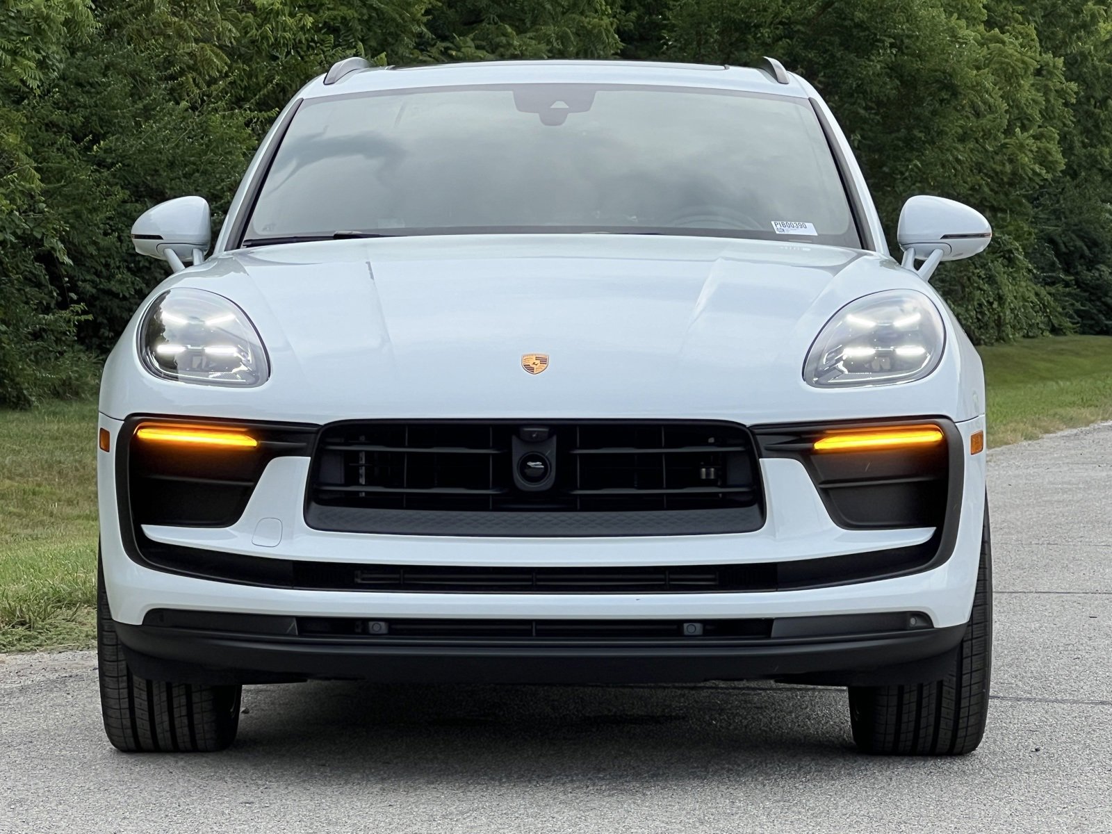 New 2026 Porsche Macan image 7