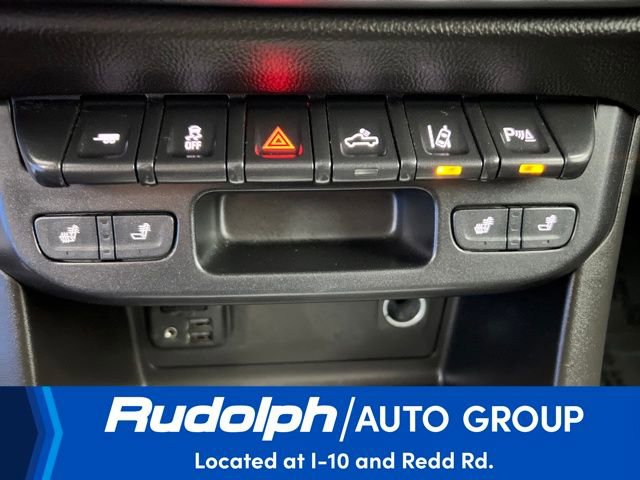 Used 2019 Chevrolet Colorado LT w/ Redline Special Edition image 27