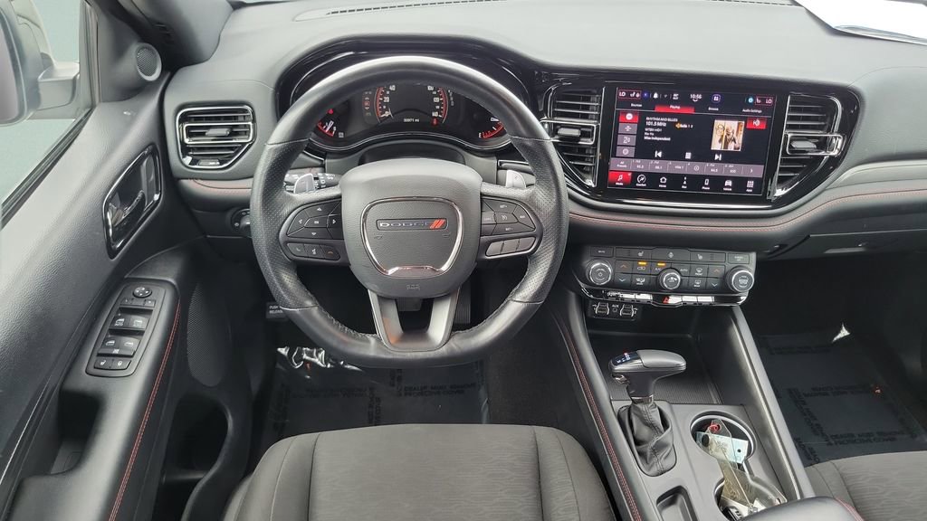 Used 2025 Dodge Durango GT AWD/4WD image 14