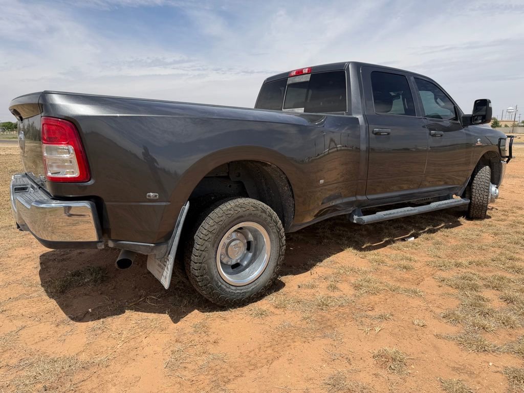 Used 2023 RAM 3500 Tradesman AWD/4WD image 9