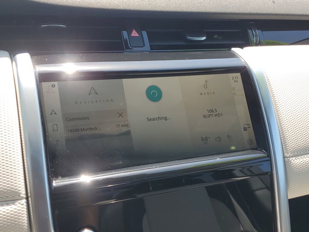 Used 2023 Land Rover Discovery Sport SE R-Dynamic image 29