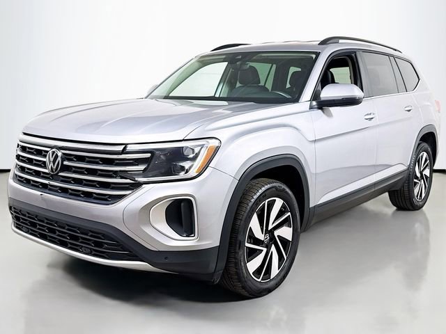 Used 2025 Volkswagen Atlas SE image 1