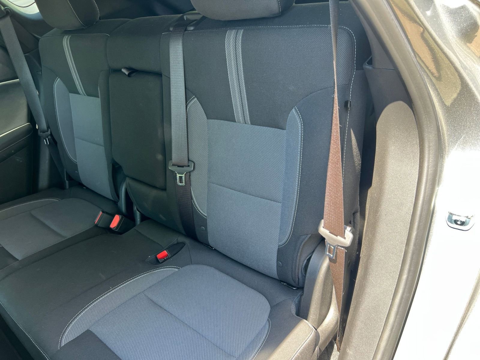 Used 2025 Chevrolet Blazer LT image 32