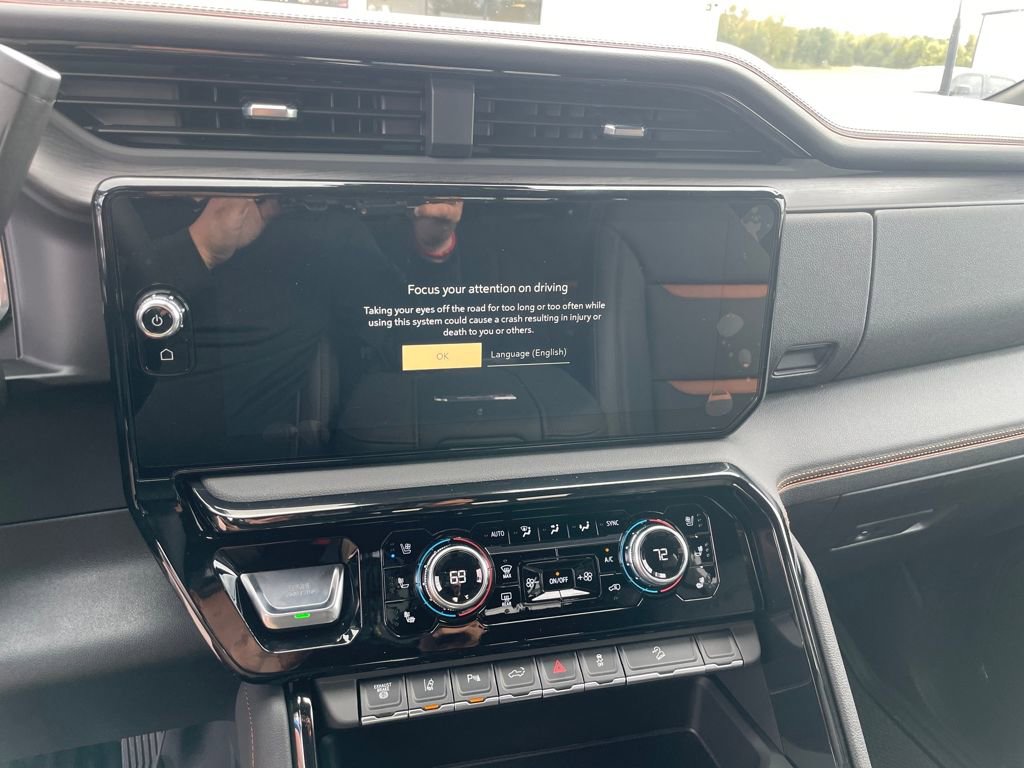 New 2026 GMC Sierra 2500 AT4 w/ AT4 Premium Plus Package image 18