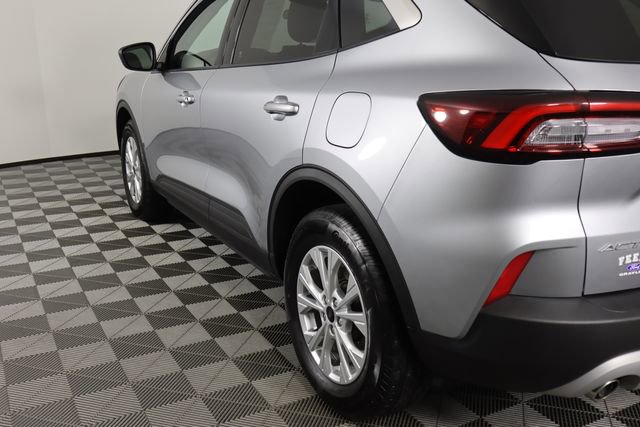 Certified 2023 Ford Escape Active AWD/4WD image 21