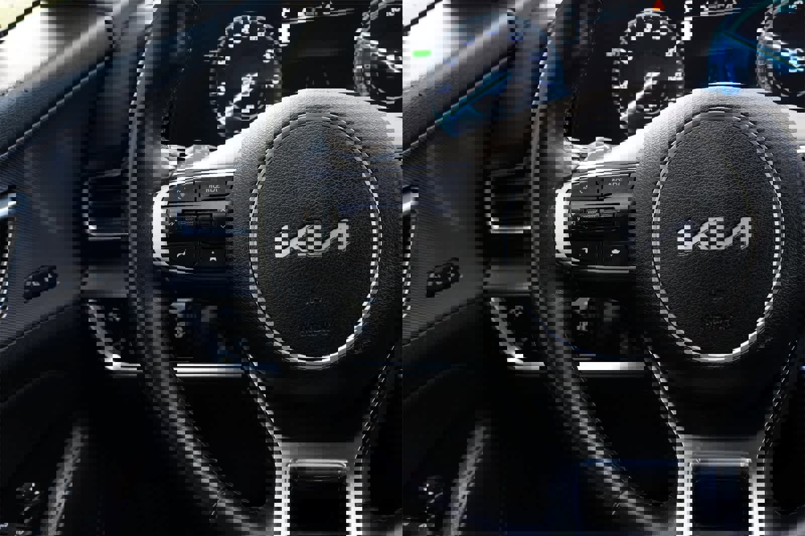 Used 2023 Kia Sportage SX Prestige image 10