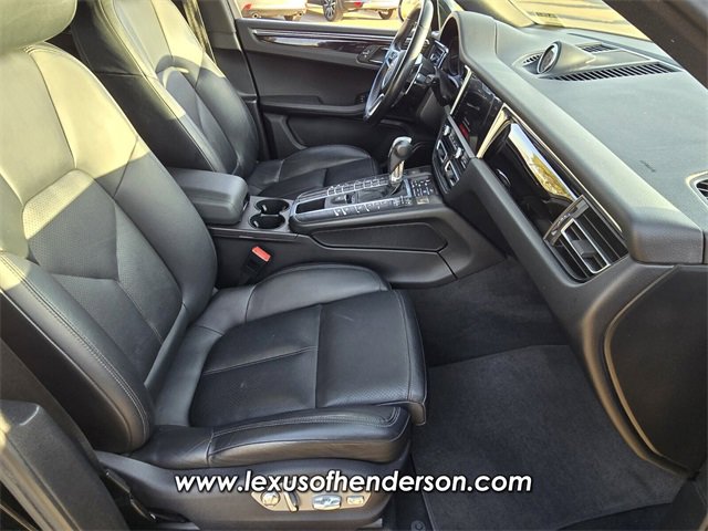 Used 2021 Porsche Macan image 16