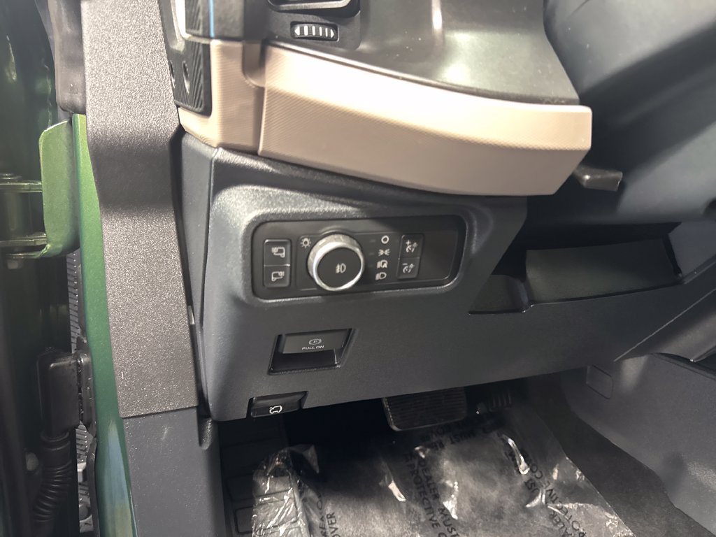 Used 2022 Ford Bronco Wildtrak AWD/4WD image 34