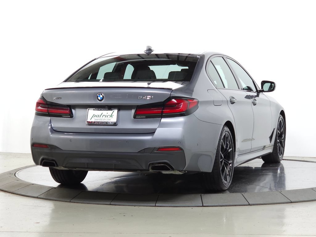 Used 2023 BMW 540i xDrive w/ Executive Package AWD/4WD image 9