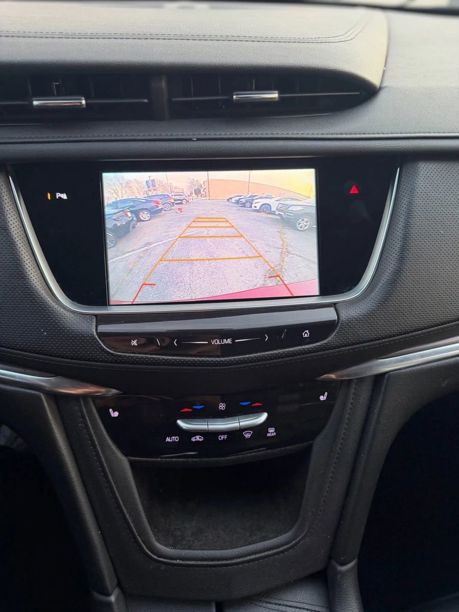 Used 2017 Cadillac XT5 Luxury w/ Driver Awareness Package image 14