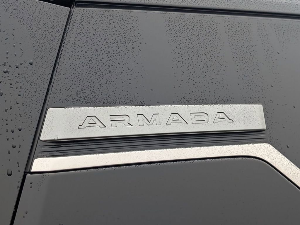 Used 2025 Nissan Armada Platinum image 15