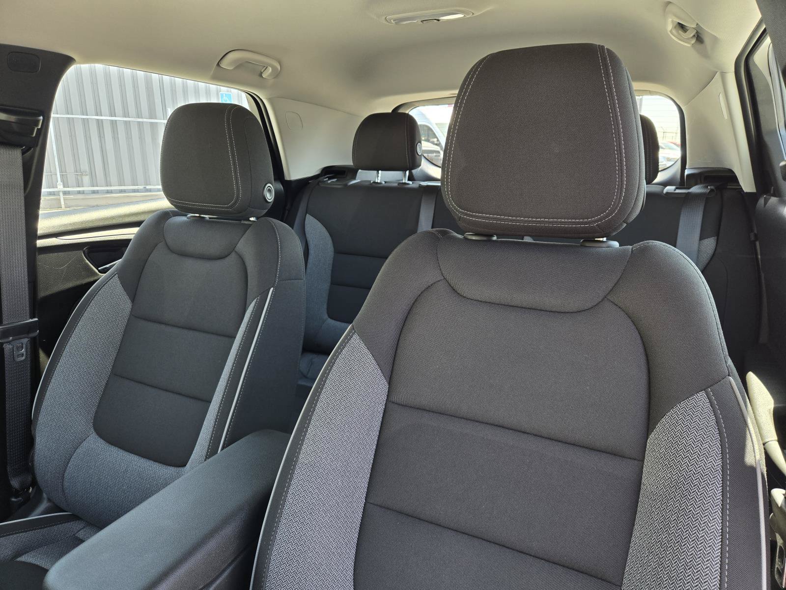 Used 2025 Chevrolet TrailBlazer LS w/ LS Confidence Package FWD image 22