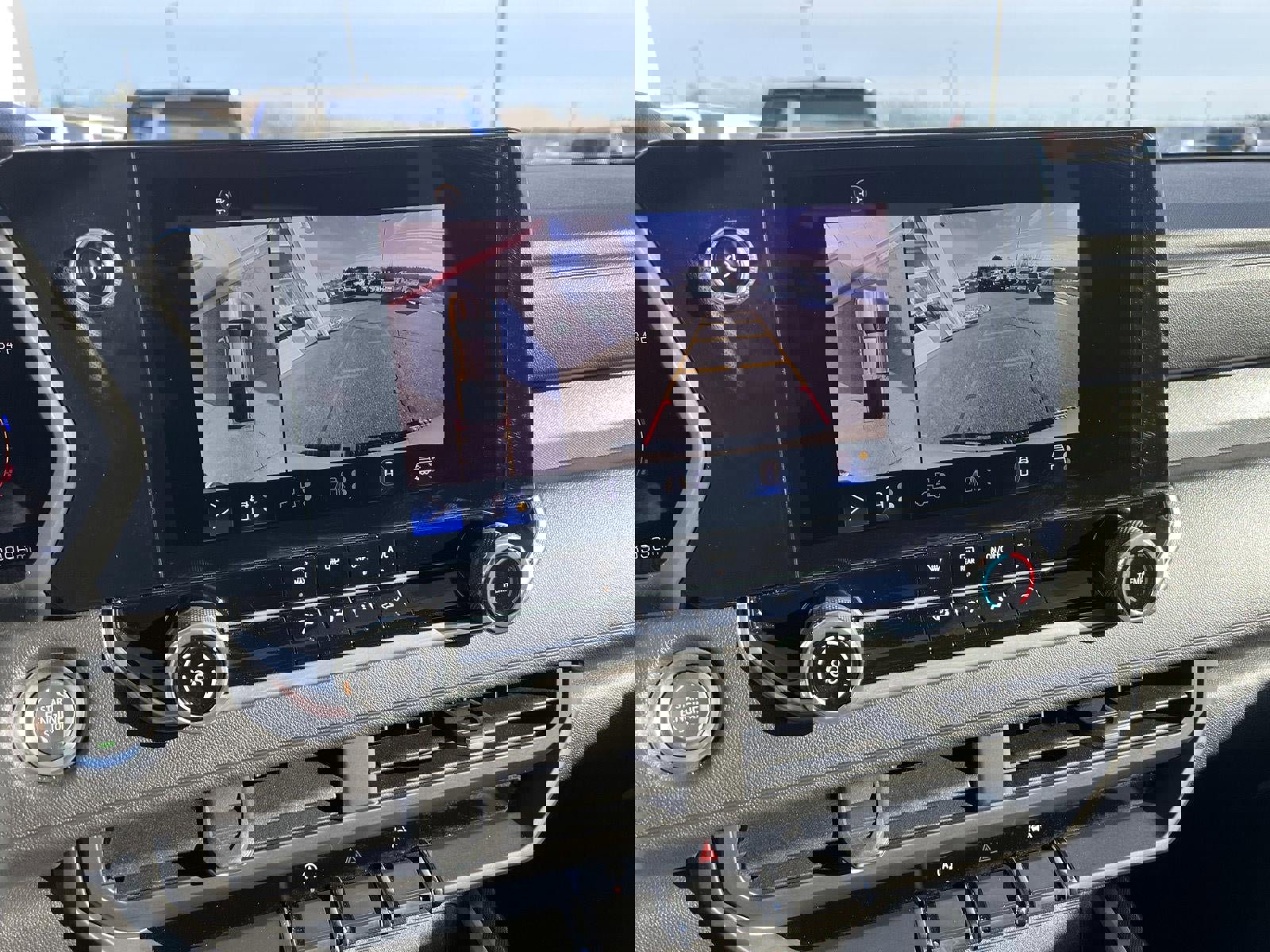 Used 2024 Chevrolet Colorado Trail Boss w/ Technology Package image 26