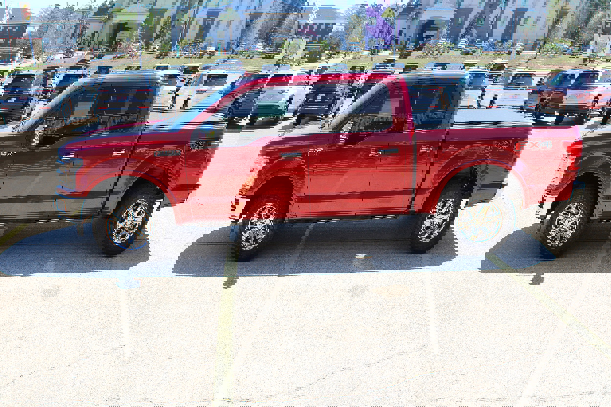 Used 2018 Ford F150 Lariat w/ Equipment Group 502A Luxury image 10