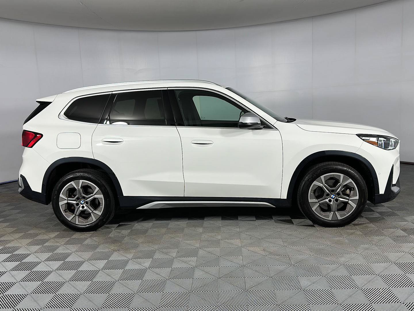Used 2023 BMW X1 xDrive28i w/ Convenience Package AWD/4WD image 26