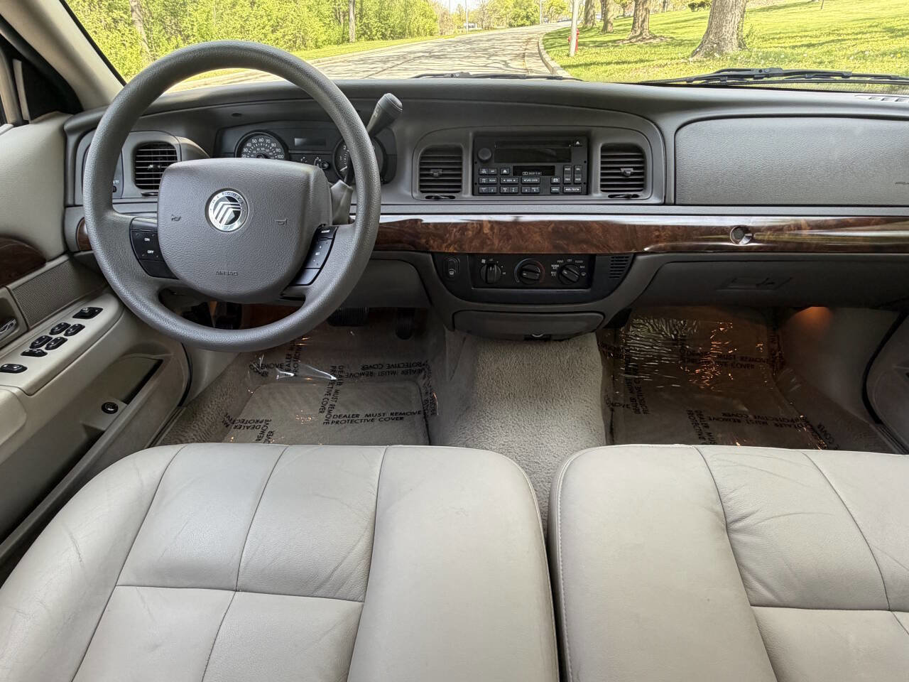 Used 2006 Mercury Grand Marquis GS RWD image 16