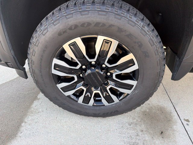 Used 2024 GMC Sierra 2500 Denali Ultimate AWD/4WD image 33