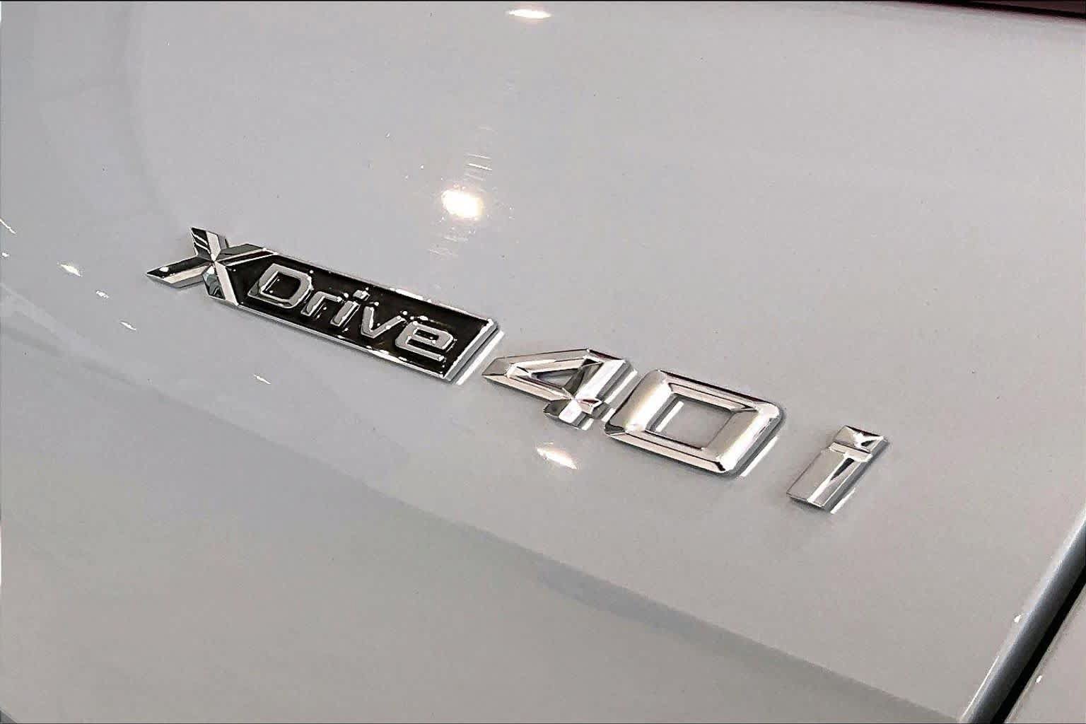 Used 2026 BMW X6 xDrive40i AWD/4WD image 9