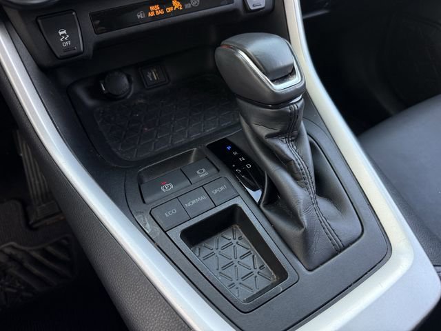 Used 2023 Toyota RAV4 XLE Premium image 20
