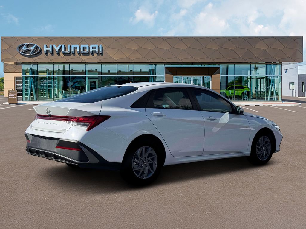 New 2026 Hyundai Elantra Blue image 8
