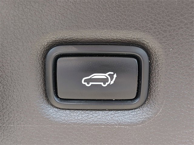 Used 2020 Hyundai Santa Fe SEL w/ Cargo Package image 11