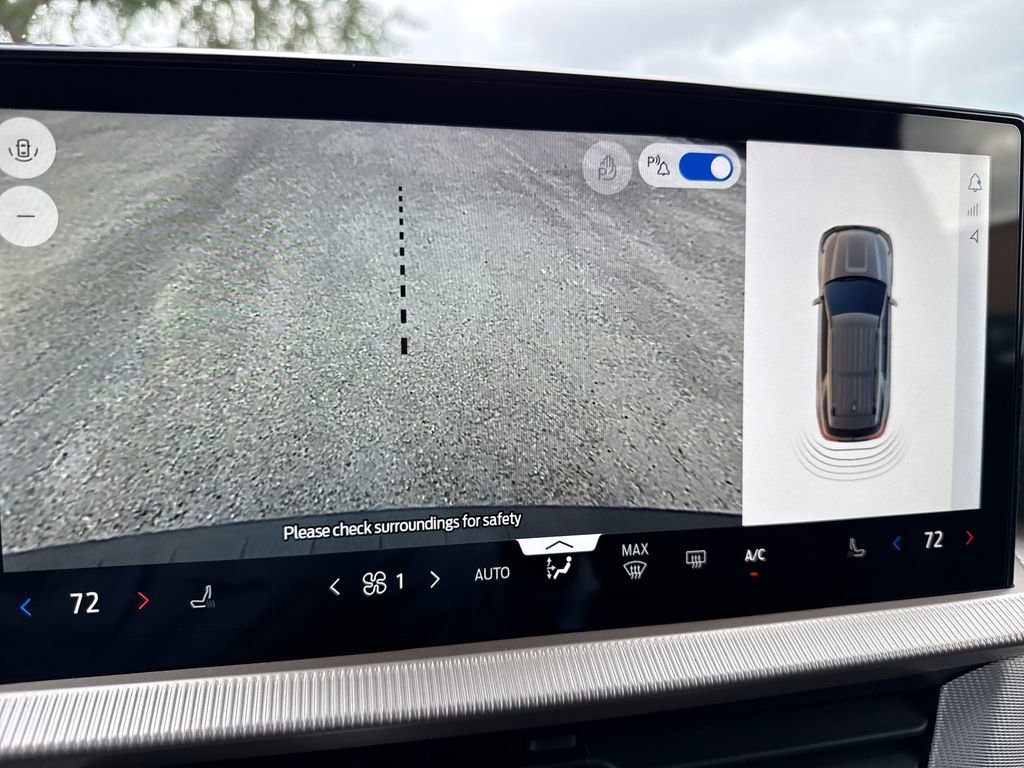 New 2026 Ford Explorer Active image 25
