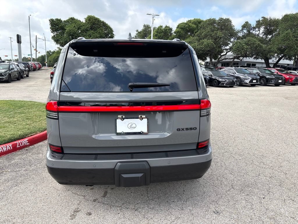 Certified 2024 Lexus GX 550 w/ Accessory Package (2T) AWD/4WD image 3