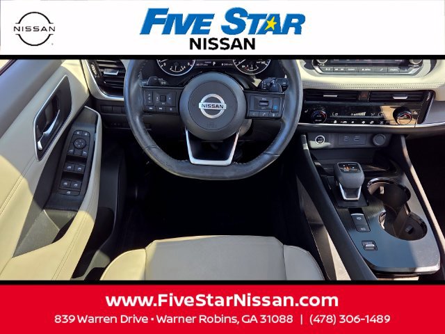 Used 2021 Nissan Rogue SV w/ Premium Package FWD image 7