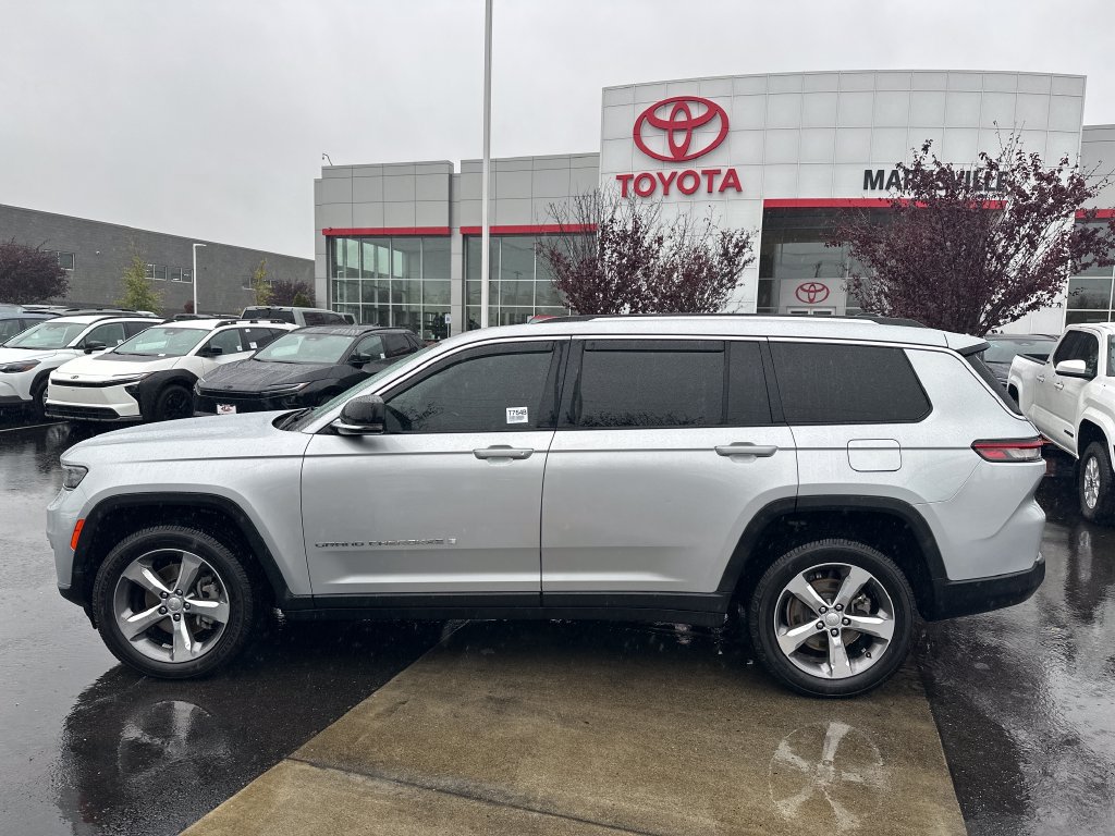 Used 2021 Jeep Grand Cherokee L Limited AWD/4WD image 2