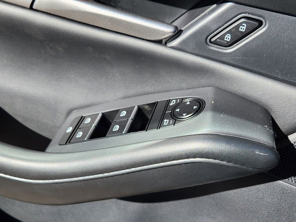 New 2026 MAZDA CX-30 AWD 2.5 S w/ Select Sport Pkg image 3