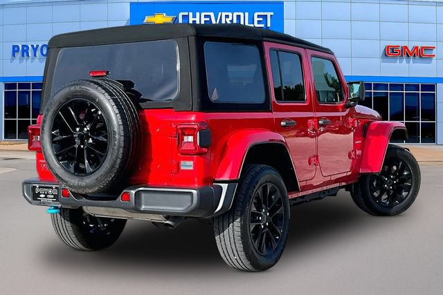 Used 2024 Jeep Wrangler Unlimited Sahara AWD/4WD image 5