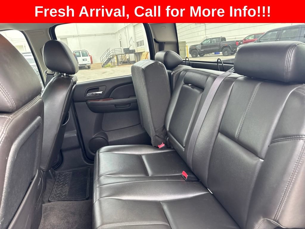 Used 2011 Chevrolet Silverado 2500 LTZ w/ LTZ Plus Package AWD/4WD image 10
