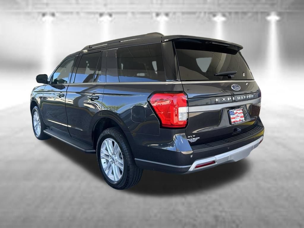 Certified 2024 Ford Expedition XLT RWD image 7
