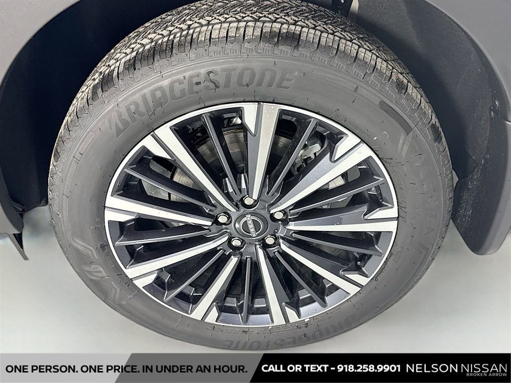 New 2026 Nissan Pathfinder Platinum w/ Accent Package AWD/4WD image 33