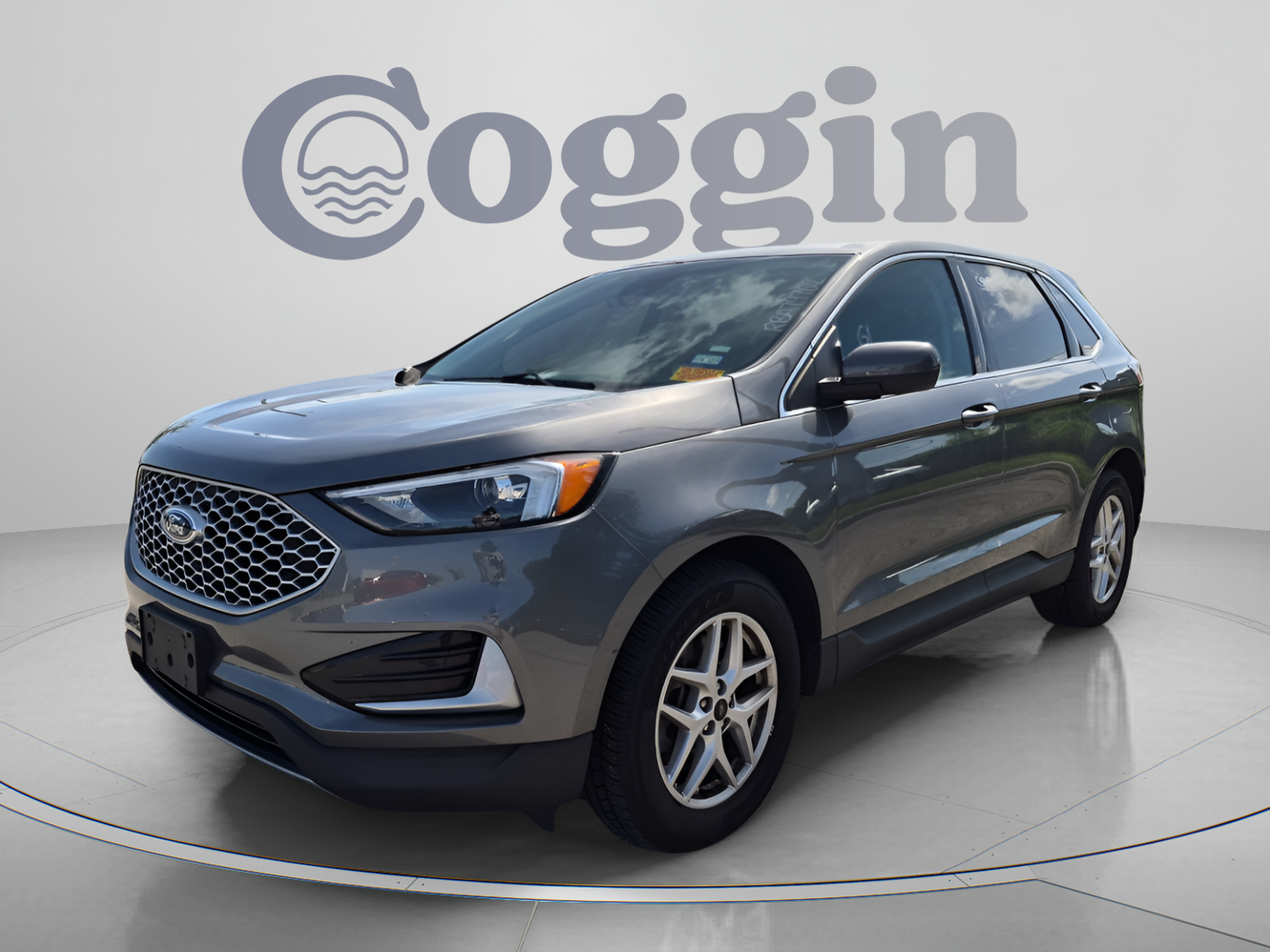 Used 2024 Ford Edge SEL AWD/4WD image 2