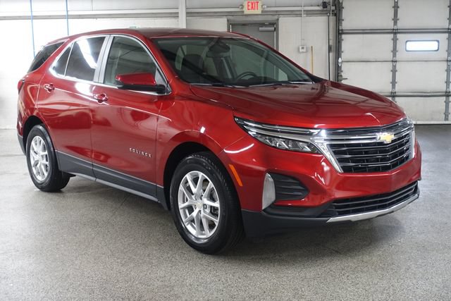 Used 2023 Chevrolet Equinox LT FWD image 1