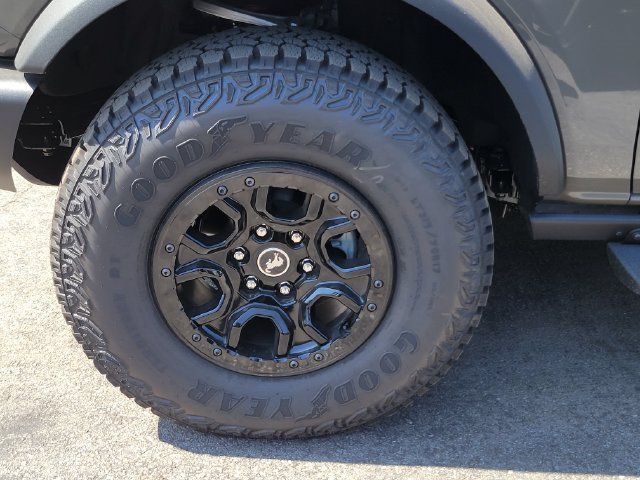 New 2026 Ford Bronco Badlands w/ Wildtrak Package AWD/4WD image 5